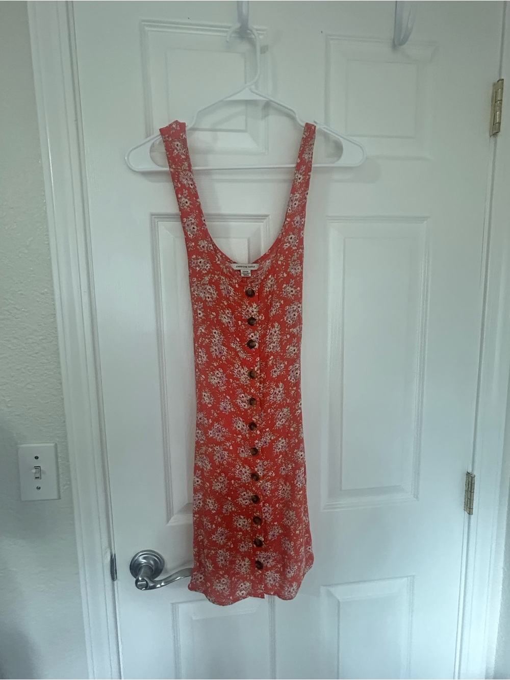 American Eagle Outfitters Coral Floral Button-Front Top